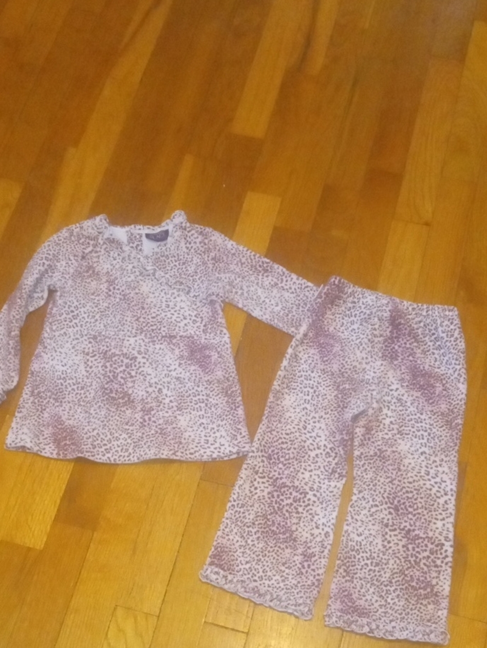 girl 3t 2pc set, leopard print ivory brown with pink top and pants